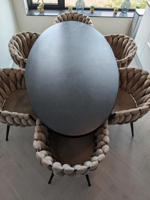 Ovale eettafel met 6 stoelen - Hardhout, Huis en Inrichting, Tafels | Eettafels, Zo goed als nieuw, 50 tot 100 cm, 150 tot 200 cm