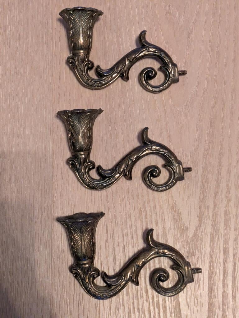 Oude bronzen kandelaars wandkandelaars, Ophalen of Verzenden, Koper of Brons