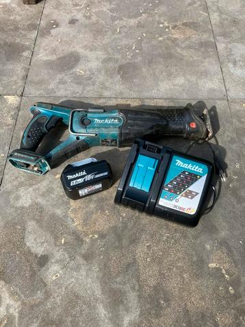 Makita reciprozaag lxt 18v met accu en lader. beschikbaar voor biedingen