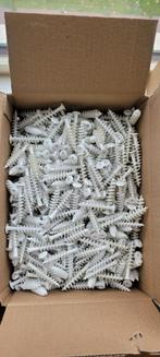 2 Dozen vol kunststof schroeven 55mm, Doe-het-zelf en Verbouw, IJzerwaren en Bevestigingsmiddelen, Ophalen of Verzenden, Gebruikt