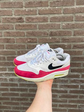 Nike Air Max 1 Pink Rush beschikbaar voor biedingen