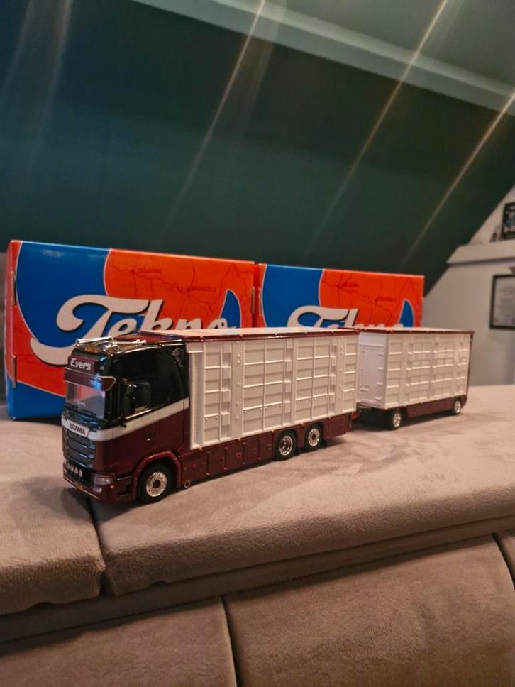 Evers, Hobby en Vrije tijd, Modelauto's | 1:50, Zo goed als nieuw, Bus of Vrachtwagen, Ophalen of Verzenden