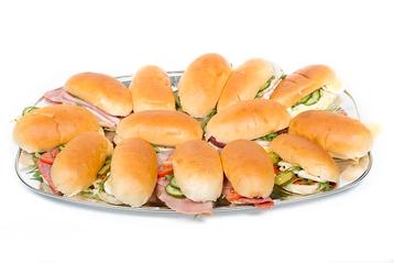 Belegde broodjes en schotels  beschikbaar voor biedingen