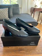 Oger stewardess hakken, Blauw, Ophalen of Verzenden, Zo goed als nieuw, Schoenen met hoge hakken