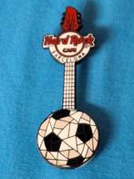 HARD ROCK CAFE : BARCELONA , EMAILLE PIN, Verzenden, Zo goed als nieuw, Sport, Speldje of Pin
