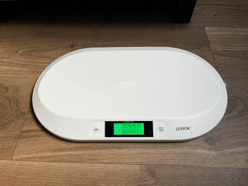 Luvion babyweegschaal kinderweegschaal meetlint beschikbaar voor biedingen