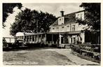 Ameland - Nes, Hotel Hofker - VW-kever - 1956 gelopen, Ophalen of Verzenden, 1940 tot 1960, Gelopen, Waddeneilanden