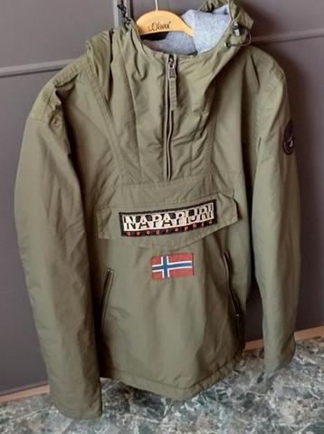Napapijri winterjas beschikbaar voor biedingen