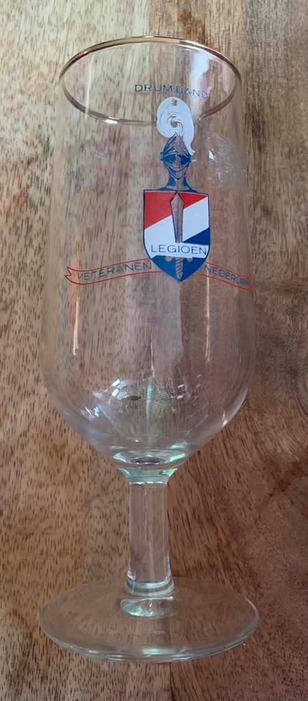 DrumBand: Veteranen Legioen Nederland Glas, Verzamelen, Militaria | Algemeen, Ophalen of Verzenden