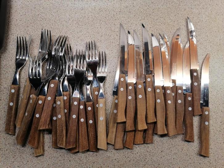 Tramontina Bistro bestekset - Vorken en Messen, Huis en Inrichting, Keuken | Bestek, Nieuw, Rvs of Chroom, Ophalen of Verzenden