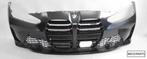 BMW M3 G80 G81 CAMERA BUMPER VOORBUMPER COMPLEET LEVERBAAR!!, Auto-onderdelen, Ophalen of Verzenden, Gebruikt, BMW, Spatbord