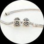 Pandora Bloemen zirkonia 790170CZ / retired, Gebruikt, Pandora, Ophalen of Verzenden, 2 of 3 bedels