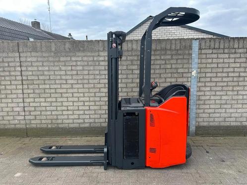 Linde D12SP Elektrische Stapelaar (bj 2017), Zakelijke goederen, Machines en Bouw | Heftrucks en Intern transport, Stapelaar, Elektrisch