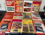 Zeer zeldzaam ! 12 Vintage Dinky toys winkel reclame posters, Ophalen, Zo goed als nieuw, Reclamebord