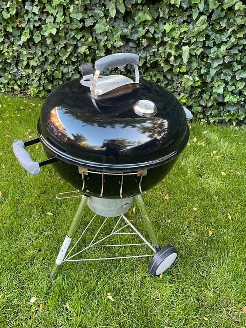 Weber BBQ 47cm incl quickstarter, regenhoes. Zeer compleet!, Tuin en Terras, Houtskoolbarbecues, Gebruikt, Met accessoires, Ophalen