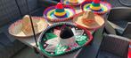 Sombrero s en Poncho, Hobby en Vrije tijd, Feestartikelen, Ophalen, Gebruikt