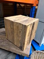 Houten Bijzettafel / Salontafel met Wieltjes, Huis en Inrichting, Ophalen, Gebruikt, Bruin, Hout