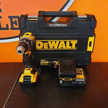 DeWalt dcd791 Boormachine + koffer 2x accu,s accu lader  beschikbaar voor biedingen