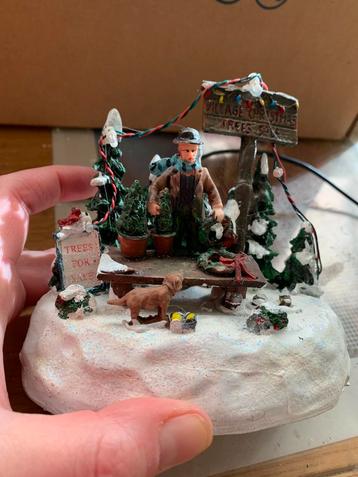 Kerstdorp kraampje trees for sale beschikbaar voor biedingen