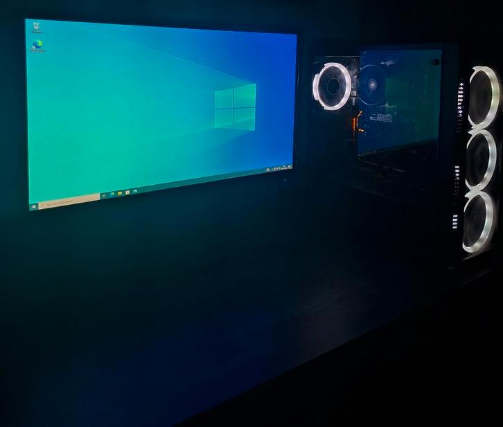 PC + Monitor, Computers en Software, Desktop Pc's, Gebruikt, 3 tot 4 Ghz, SSD, 16 GB, Met monitor, Gaming, Ophalen