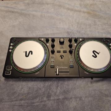 The Next Beat by Tiësto DJ-controller Voor Beginnende DJ's beschikbaar voor biedingen