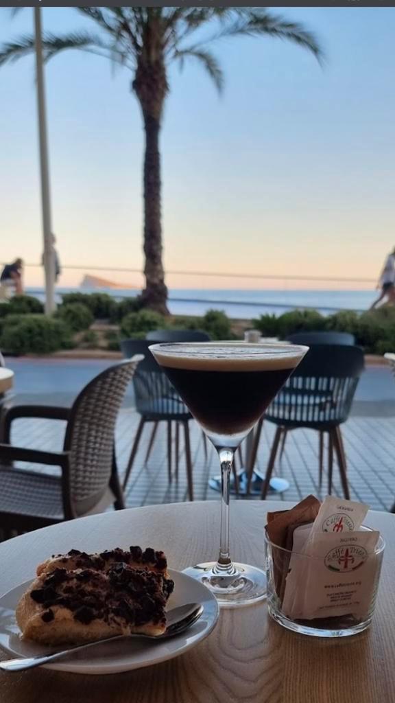 Ter Overname Aangeboden Chicken Grill Bar ,Benidorm Spanje, Zakelijke goederen, Exploitaties en Overnames