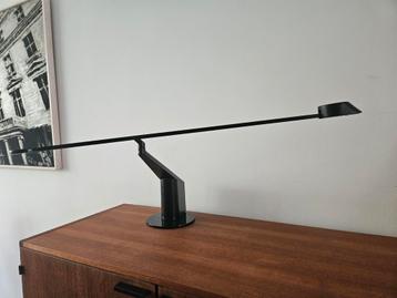 Vintage Bureaulamp guzzini beschikbaar voor biedingen