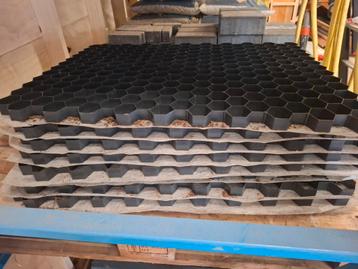 10 nieuwe grind roosters  beschikbaar voor biedingen