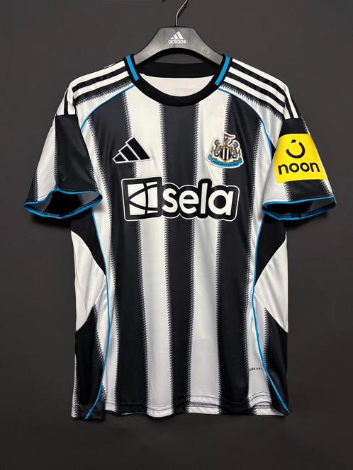 Newcastle United 25/26 thuisshirt, Sport en Fitness, Voetbal, Zo goed als nieuw, Shirt, Maat XS of kleiner, Ophalen of Verzenden