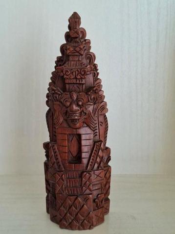 Balinese tempel met Barong/ houtsnijwerk/ jaren '50 beschikbaar voor biedingen