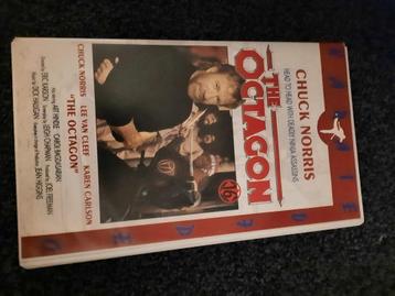 THE OCTAGON! Aktie met Chuck Norris Op VIDEO! beschikbaar voor biedingen