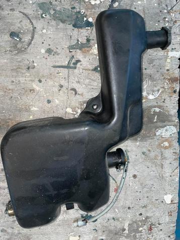 Olietank typhoon origineel beschikbaar voor biedingen