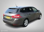 Peugeot 308 SW 1.2 PT 110 PK H6 Executive Navigatie Panodak, Voorwielaandrijving, Gebruikt, 1199 cc, Origineel Nederlands