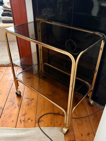 Stijlvolle Serveerwagen Messing & Smoked Glas beschikbaar voor biedingen