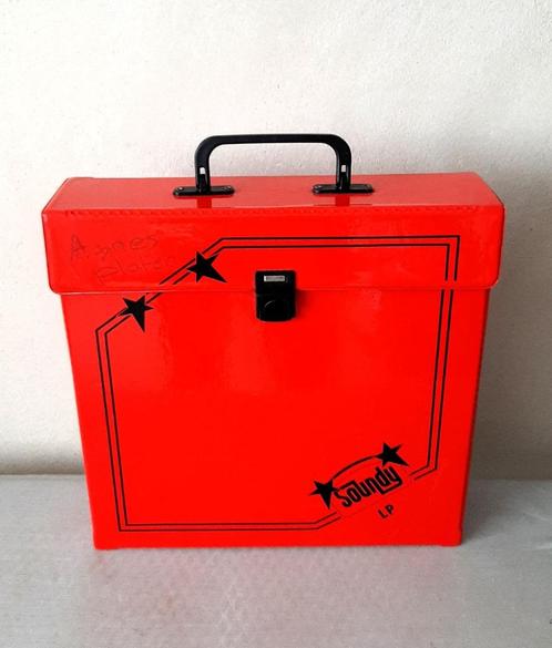 Vintage PLATENKOFFER LP's, glanzend rood, Muziek en Instrumenten, Behuizingen en Koffers, Gebruikt, Overige instrumenten, Ophalen of Verzenden