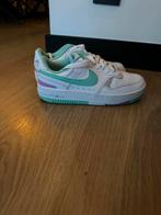 Nike sneakers mt 36,5, Kleding | Dames, Schoenen, Ophalen of Verzenden, Zo goed als nieuw, Sneakers of Gympen