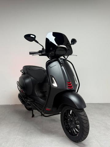VESPA SPRINT 2021 FULL OPTION LED/NOTTE/GARANTIE beschikbaar voor biedingen