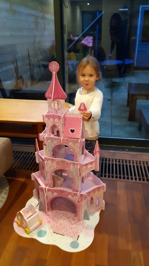 poppenhuis sprookjeskasteel Speelhuis, Kinderen en Baby's, Speelgoed | Poppenhuizen, Zo goed als nieuw, Poppenhuis, Ophalen of Verzenden