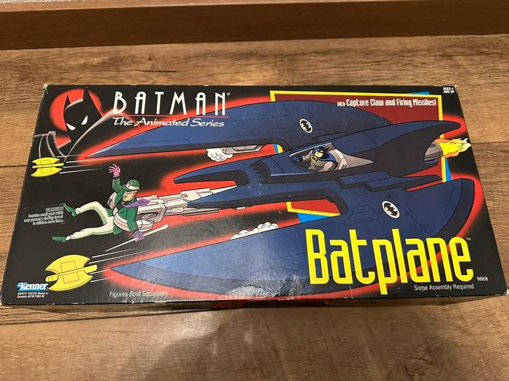 Batman animated series kenner batwing batplane hot toys, Verzamelen, Film en Tv, Zo goed als nieuw, Actiefiguur of Pop, Ophalen of Verzenden