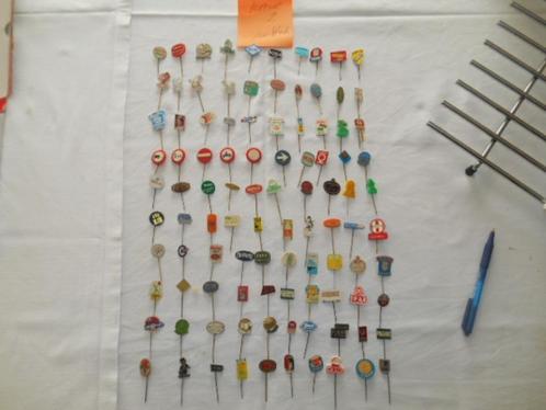 Verzameling Speldjes pins uit jaren 60/70  100 stuks kavel 2, Verzamelen, Speldjes, Pins en Buttons, Gebruikt, Speldje of Pin