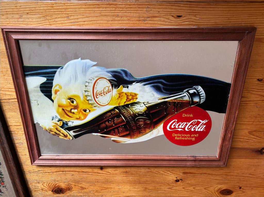 Coca Cola Spiegel Schilderij 49 cm by 34 cm, Antiek en Kunst, Antiek | Spiegels, Ophalen of Verzenden, Rechthoekig, Minder dan 50 cm
