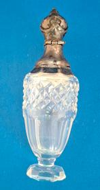 Kristallen parfumflesje met zilver, Antiek en Kunst, Ophalen of Verzenden