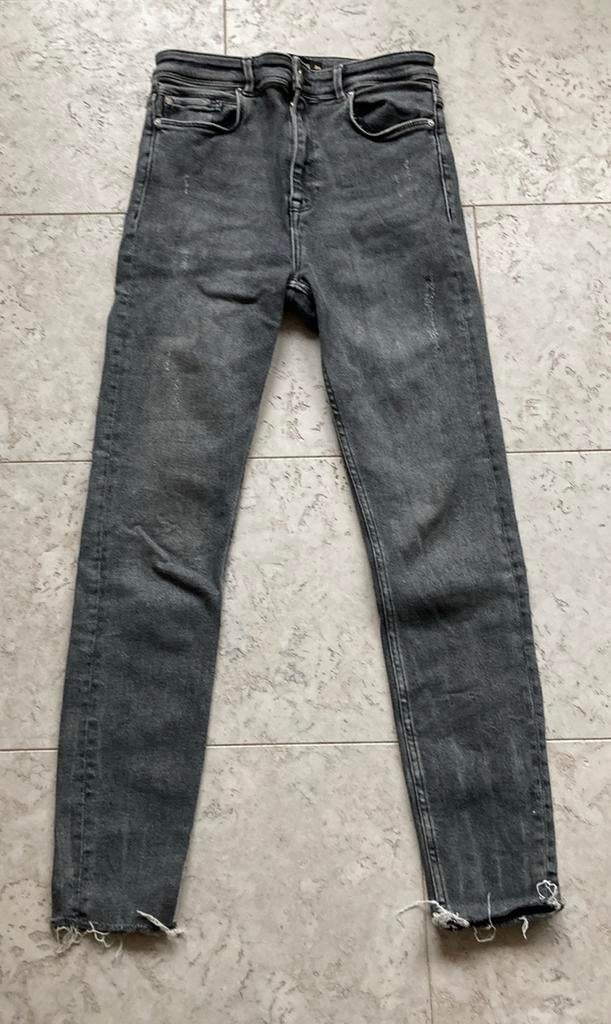 Seven Sisters grijze jeans, high waist cropped, maat 28, Kleding | Dames, Spijkerbroeken en Jeans, Ophalen of Verzenden, Zo goed als nieuw
