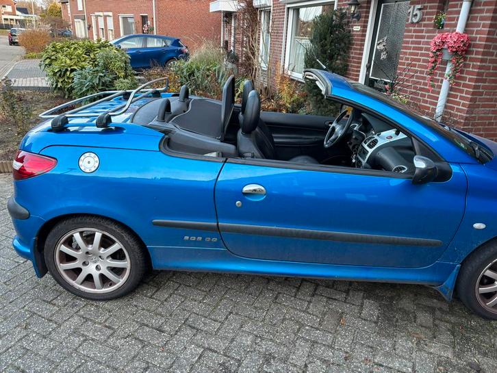 Peugeot 206 2.0 16V CC 2001 Blauw, Auto's, Peugeot, Particulier, Airbags, Centrale vergrendeling, Elektrische ramen, Lederen bekleding