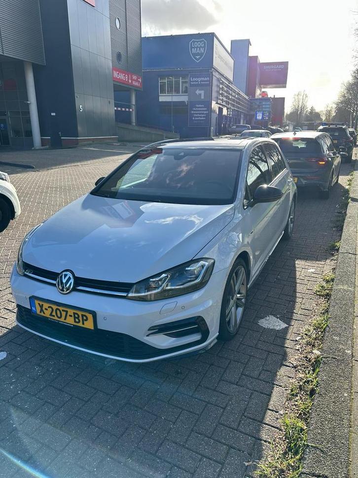 Volkswagen Golf 7.5 R line, Auto's, Volkswagen, Particulier, Golf, Benzine, Hatchback, Automaat, Geïmporteerd, Wit, Voorwielaandrijving