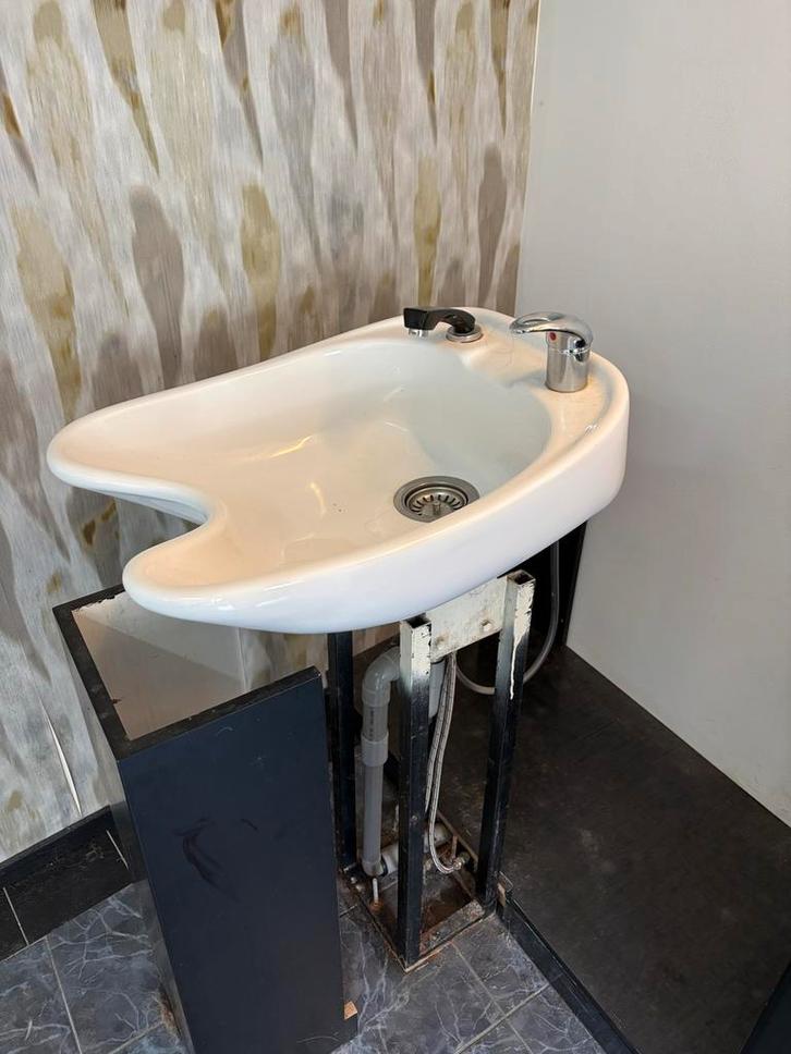 Kapsalon Wasbak, Huis en Inrichting, Stoelen, Ophalen