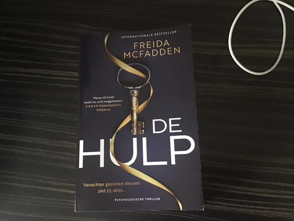 De Hulp Freida Mcfadden, Ophalen, Zo goed als nieuw