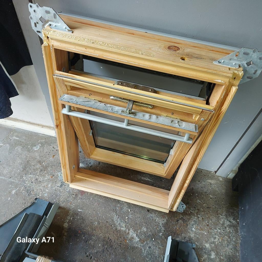 Twee velux dakramen ggl c02 55 /78 hr++ glas compleet, Ophalen, Dubbelglas, Minder dan 80 cm, Minder dan 80 cm