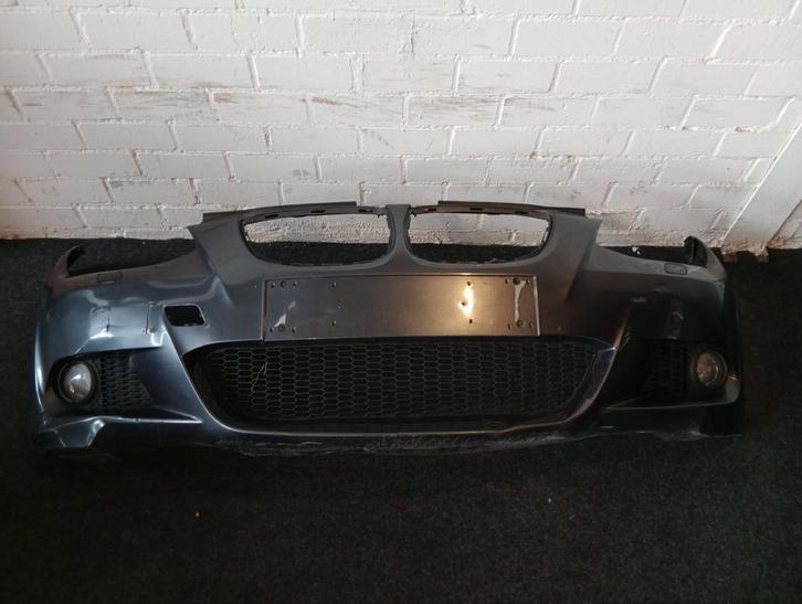 BMW E92 E93 M Sport Voorbumper M pakket rooster mistlampen, Auto-onderdelen, Carrosserie en Plaatwerk, Bumper, BMW, Voor, Gebruikt