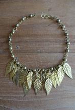 goudkleurige hals ketting met rinkelende blaadjes, Overige materialen, Verstelbaar, Nieuw, Ophalen of Verzenden